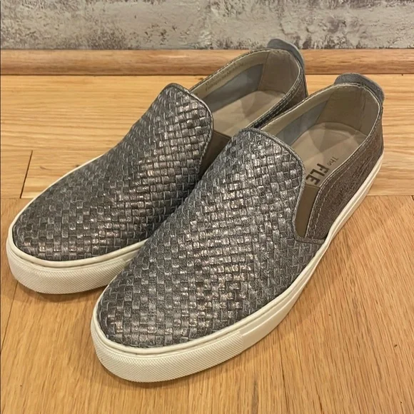 Women’s The Flexx Woven Leather Slip On Sneakers, Size 8 - Picture 2 of 7